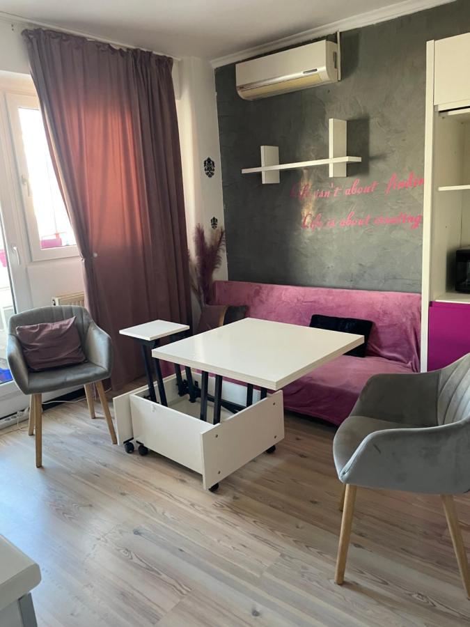 Apartament Cu 3 Dormitoare Jolie.M Apartamento Galaţi Exterior foto